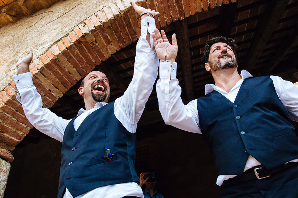Nou Enfoc fotògrafs de boda de Vilafranca del Penedès a Barcelona - same-sex-wedding-vineyard.jpg