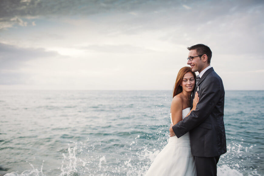 Nou Enfoc fotògrafs de boda de Vilafranca del Penedès a Barcelona - fotografia-postboda-platja-a-sitges.jpg