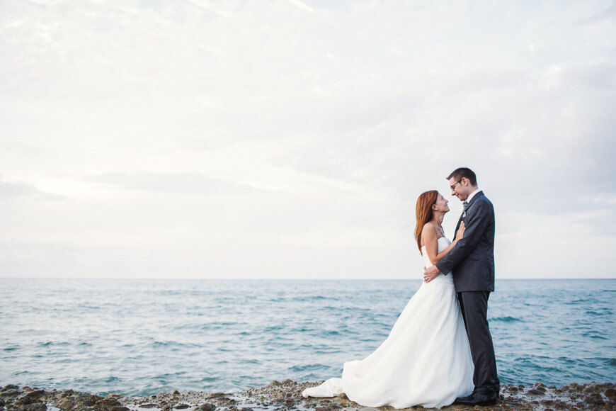 Nou Enfoc fotògrafs de boda de Vilafranca del Penedès a Barcelona - fotografia-postboda-platja-barcelona.jpg