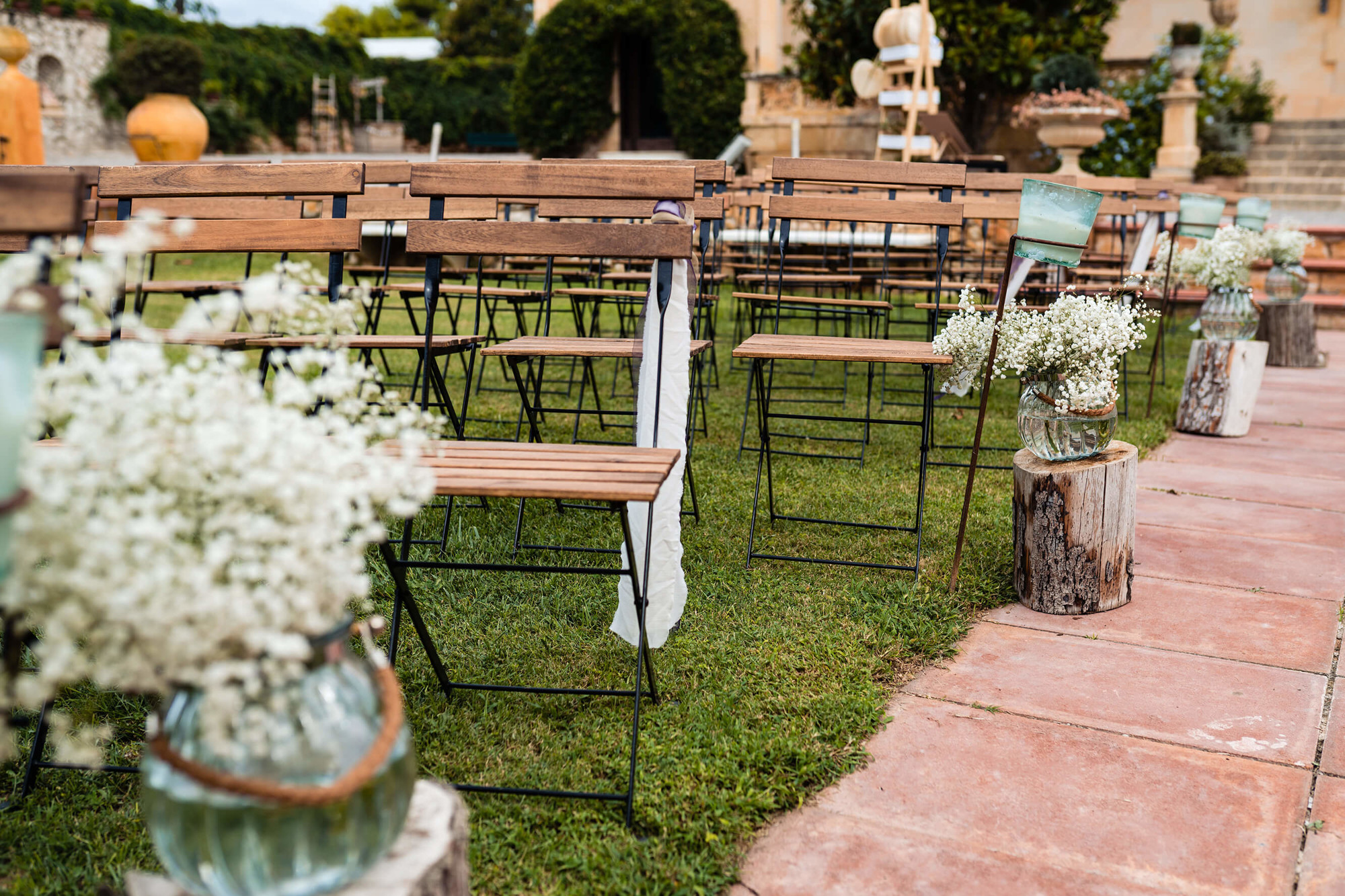 boda Heretat Sabartés 08 Decoración floral para la ceremonia de boda en Heretat Sabartés.