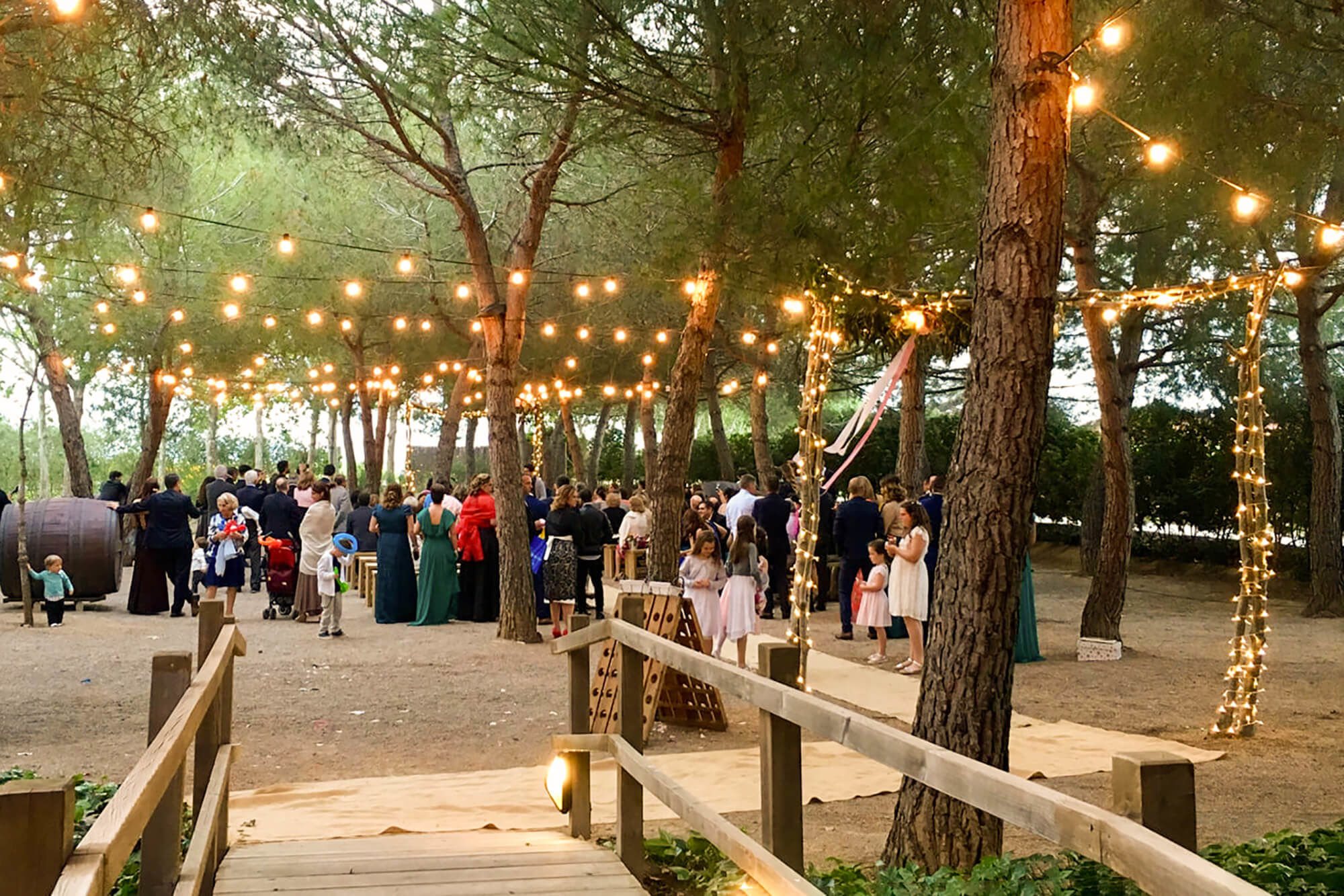 boda masia torre del gall bosquet Boda en el bosquet de la Masía la Torre del Gall.